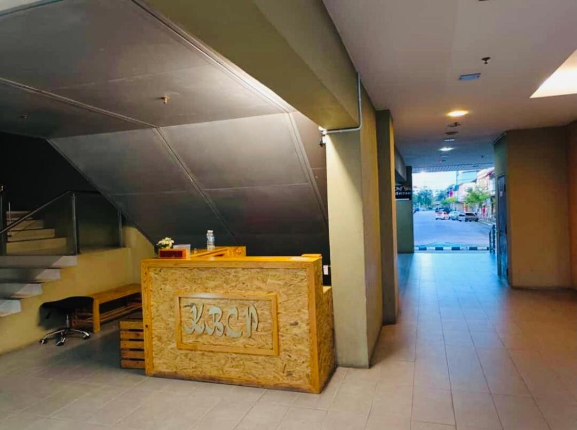 FirIzzkey Studio