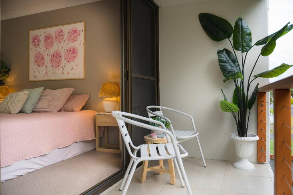 Palms on Patti Apartment