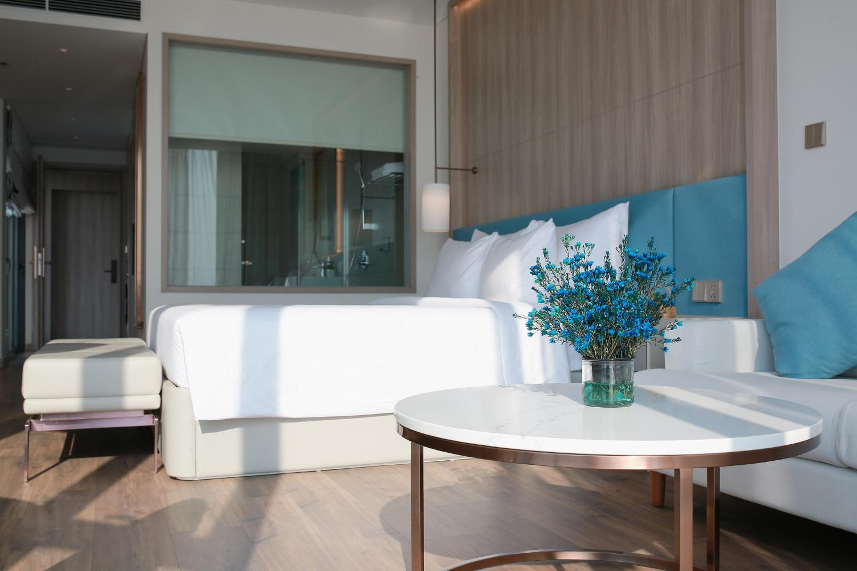 Ha Long Bay A La Carte Apartment By The O Residence view 2