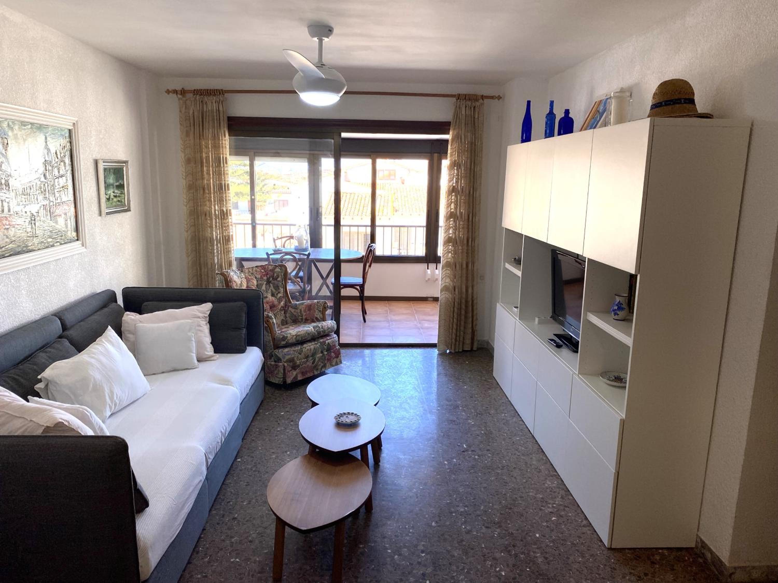 Peaceful Apartment in a Beachfront Complex view 2