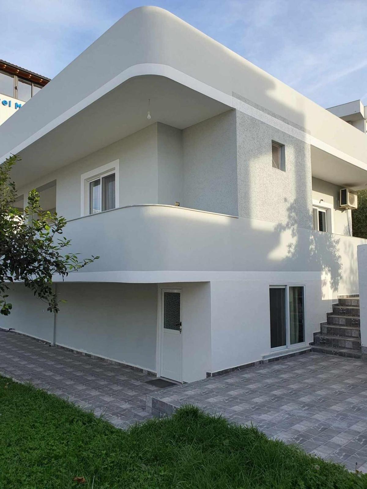 Vila Hysaj