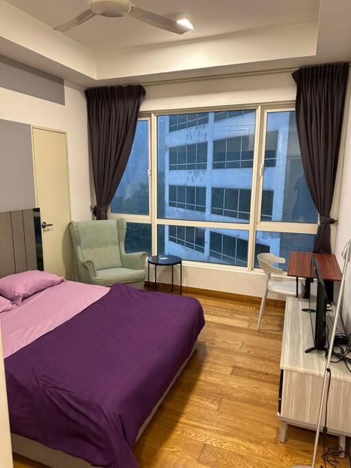 Crest by Luxzell KLCC(3 bedroom
