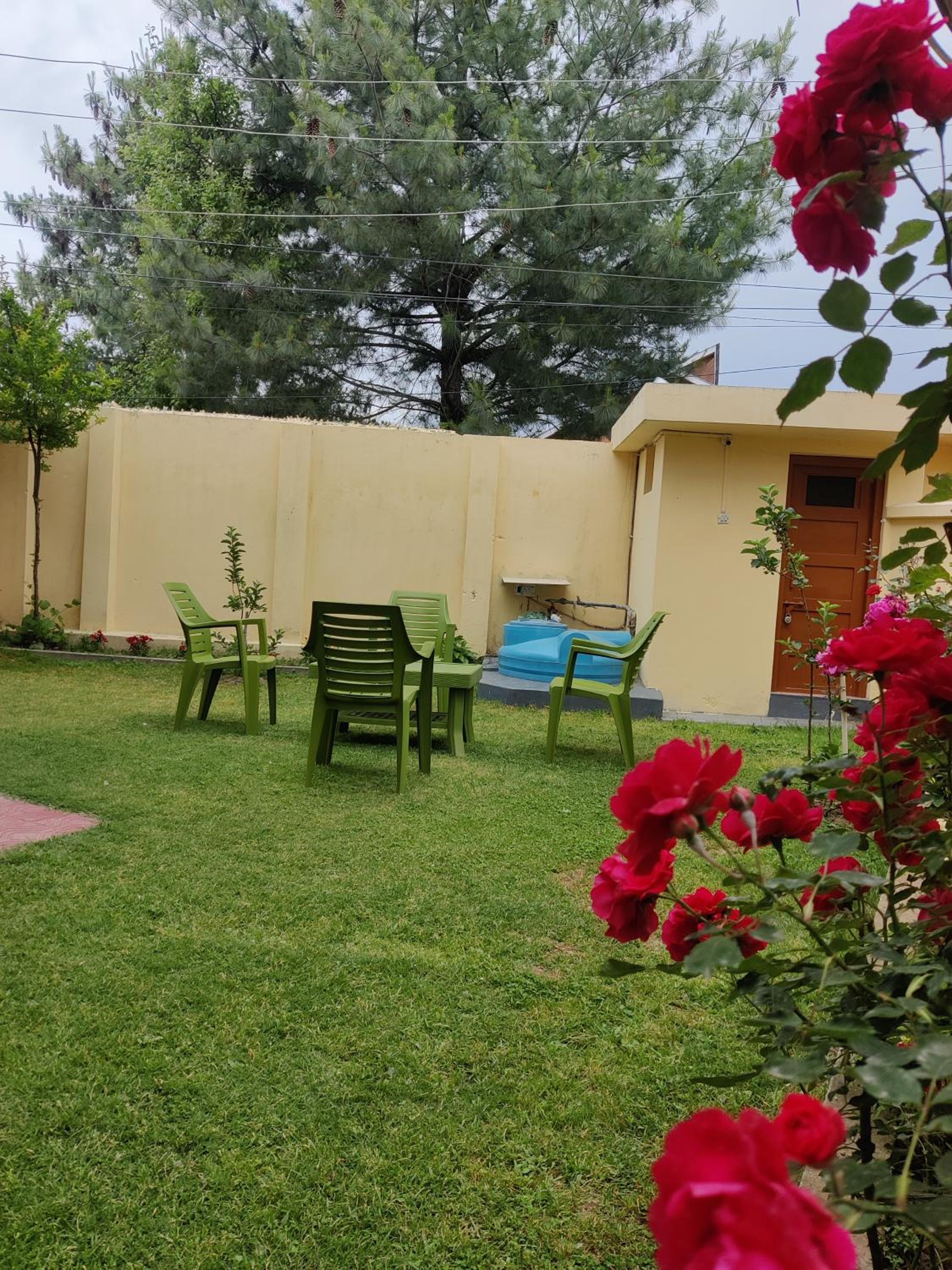 Home Away From Home Cute 3 bedroom House G floor view 4