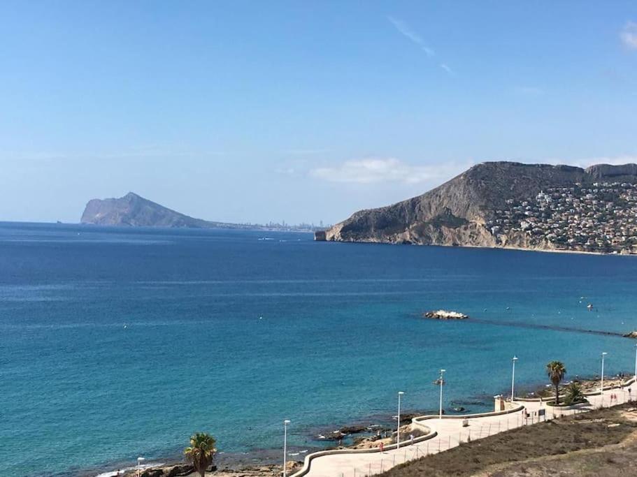 Blue armchair with sea view Apartment in Calpe