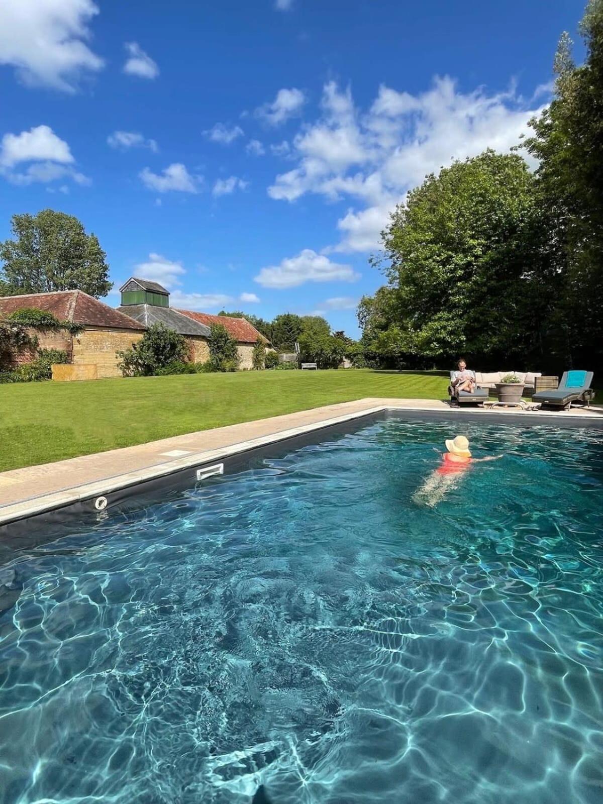 Georgian Home with Heated Swimming Pool view 5
