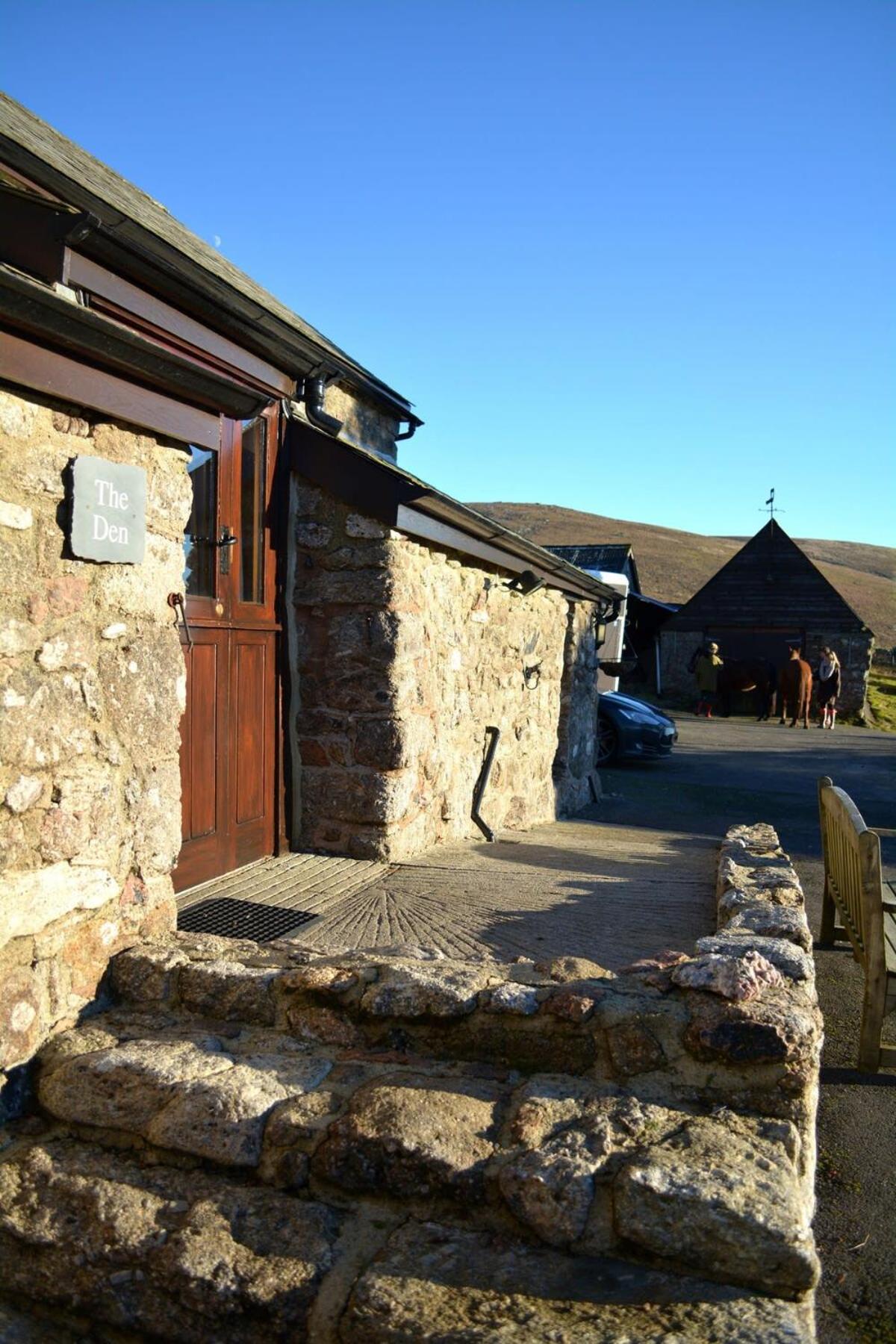 Idyllic Dartmoor Cottage
