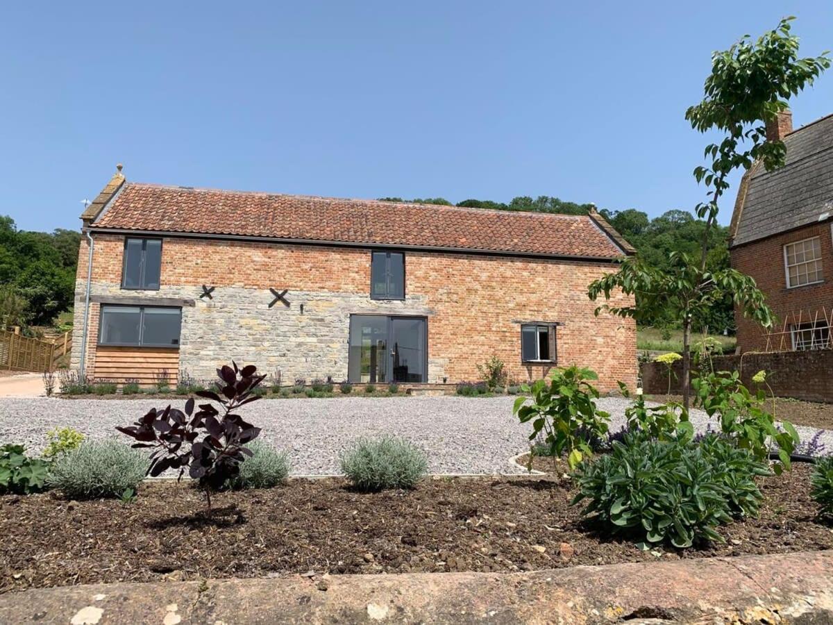 High End 3 bed barn conversion view 3