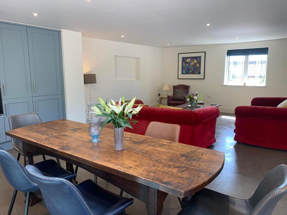 High End 3 bed barn conversion view 4