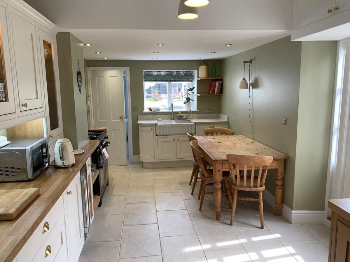 Yelverton Vacations - Stunning Victorian Dartmoor House - Property Image 3