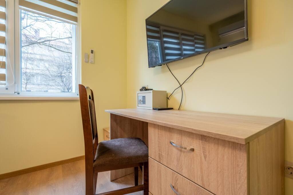 Top Location Central New & Spacious 3 BDR apt Medical Academy