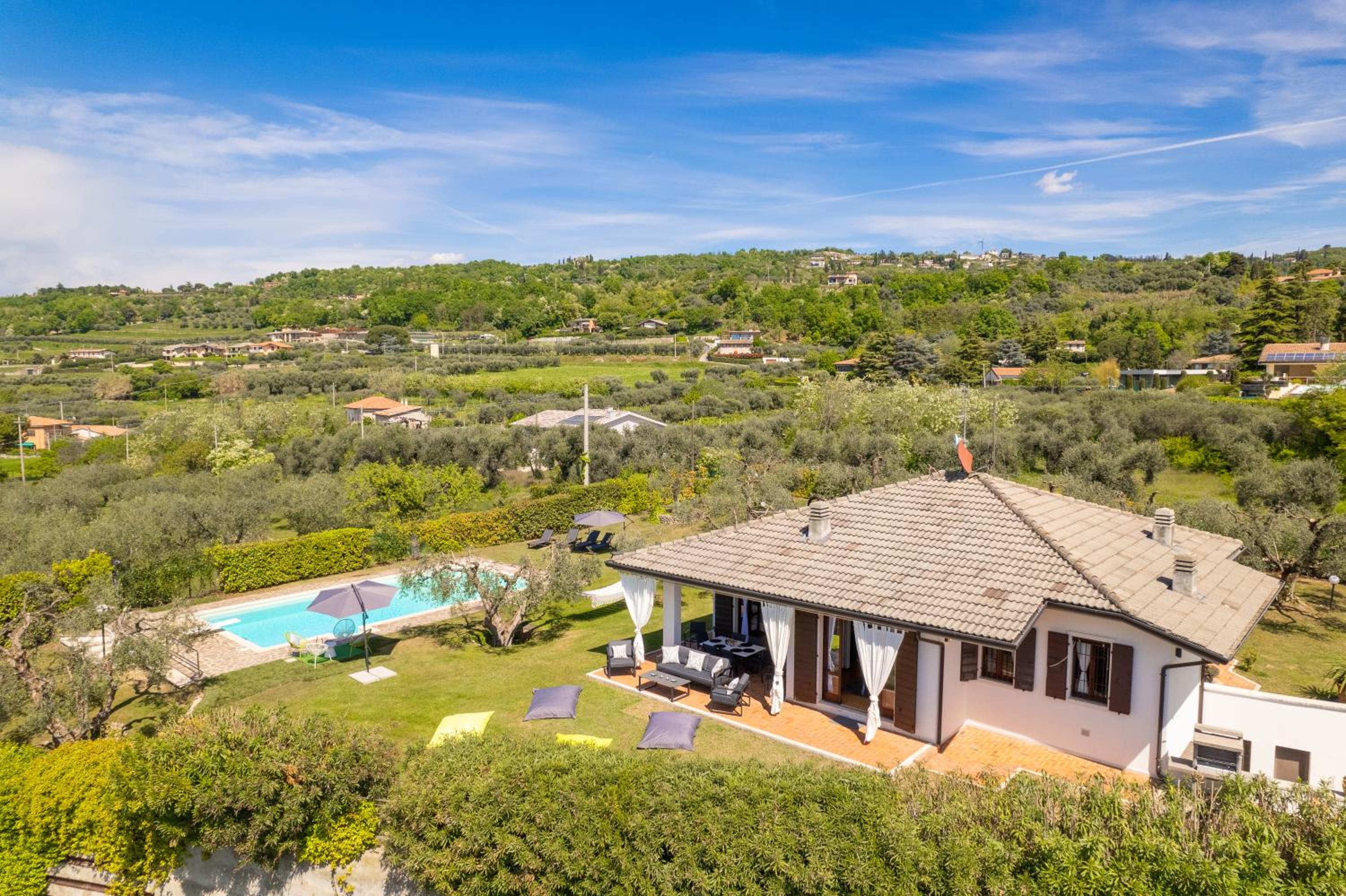 Magic Villa Bardolino view 4
