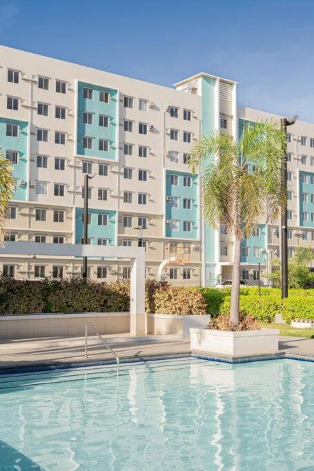 Centro Spatial l City Centre I Downtown l 2 Bedroom Condo view 2