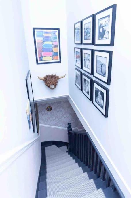 Seafront home with fabulous sea views view 3