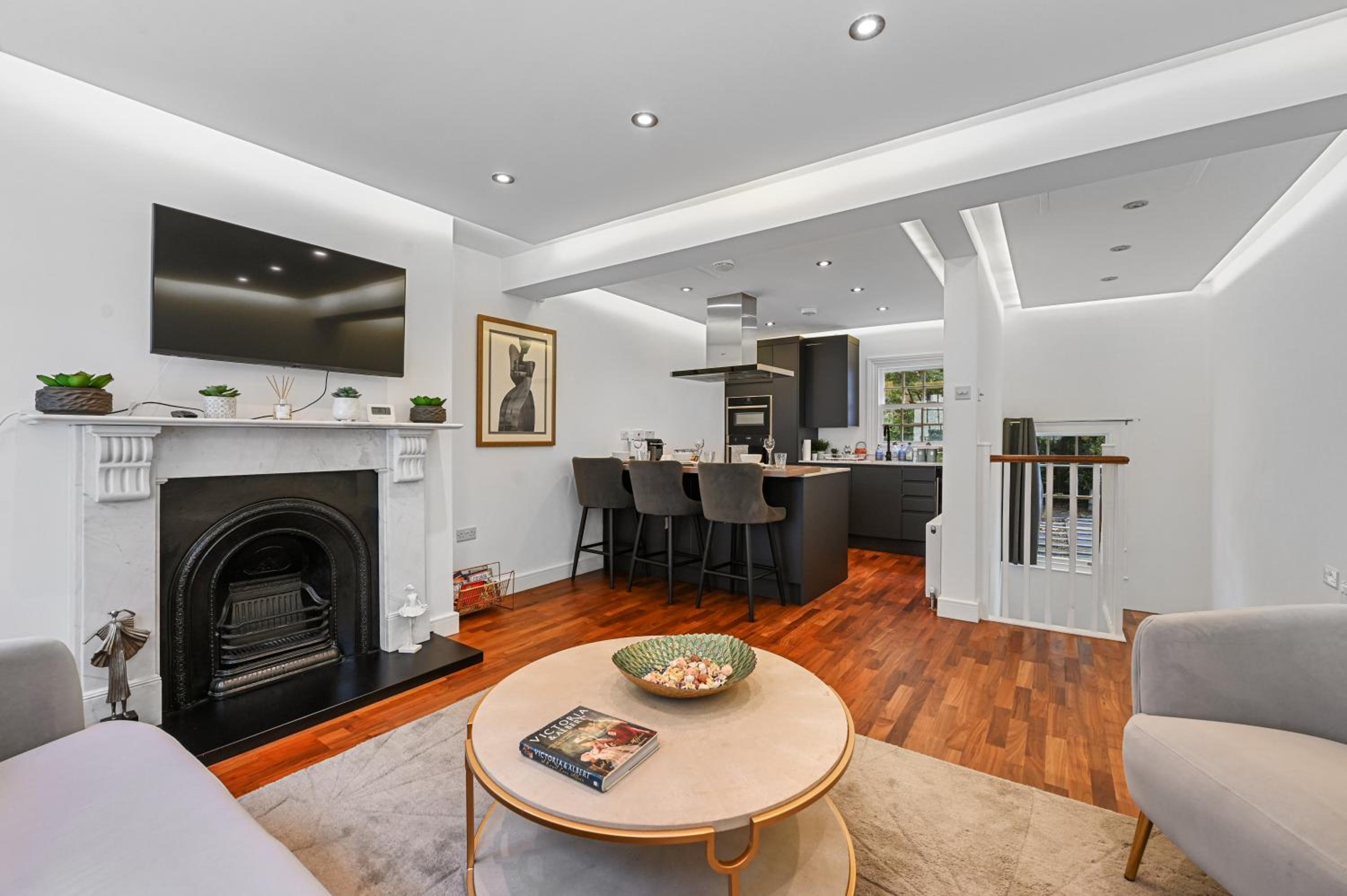 Knightsbridge 3 Bedroom Home 1 Minute Harrods
