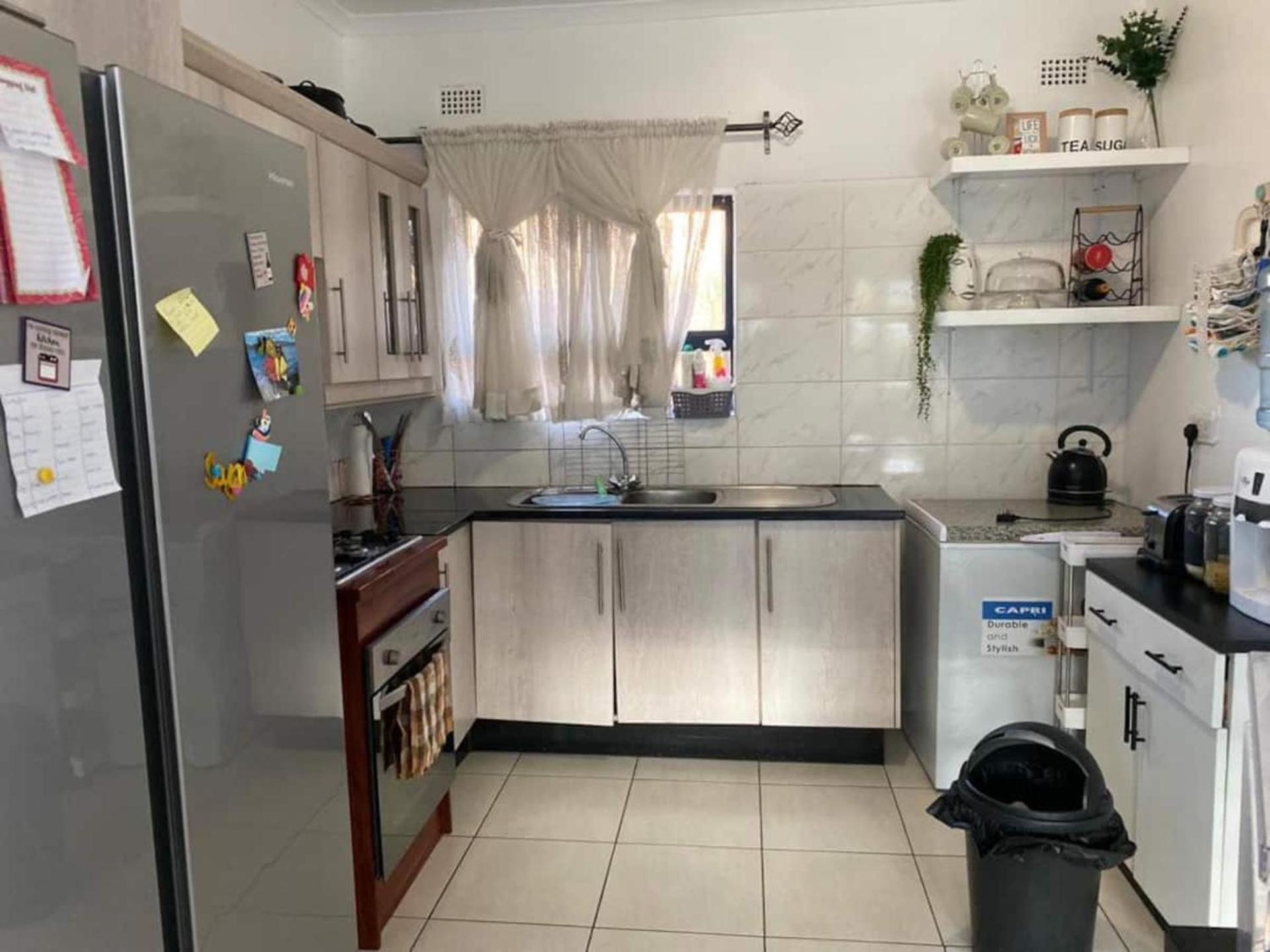 Remarkable 2-Bed Apartment in Harare view 2