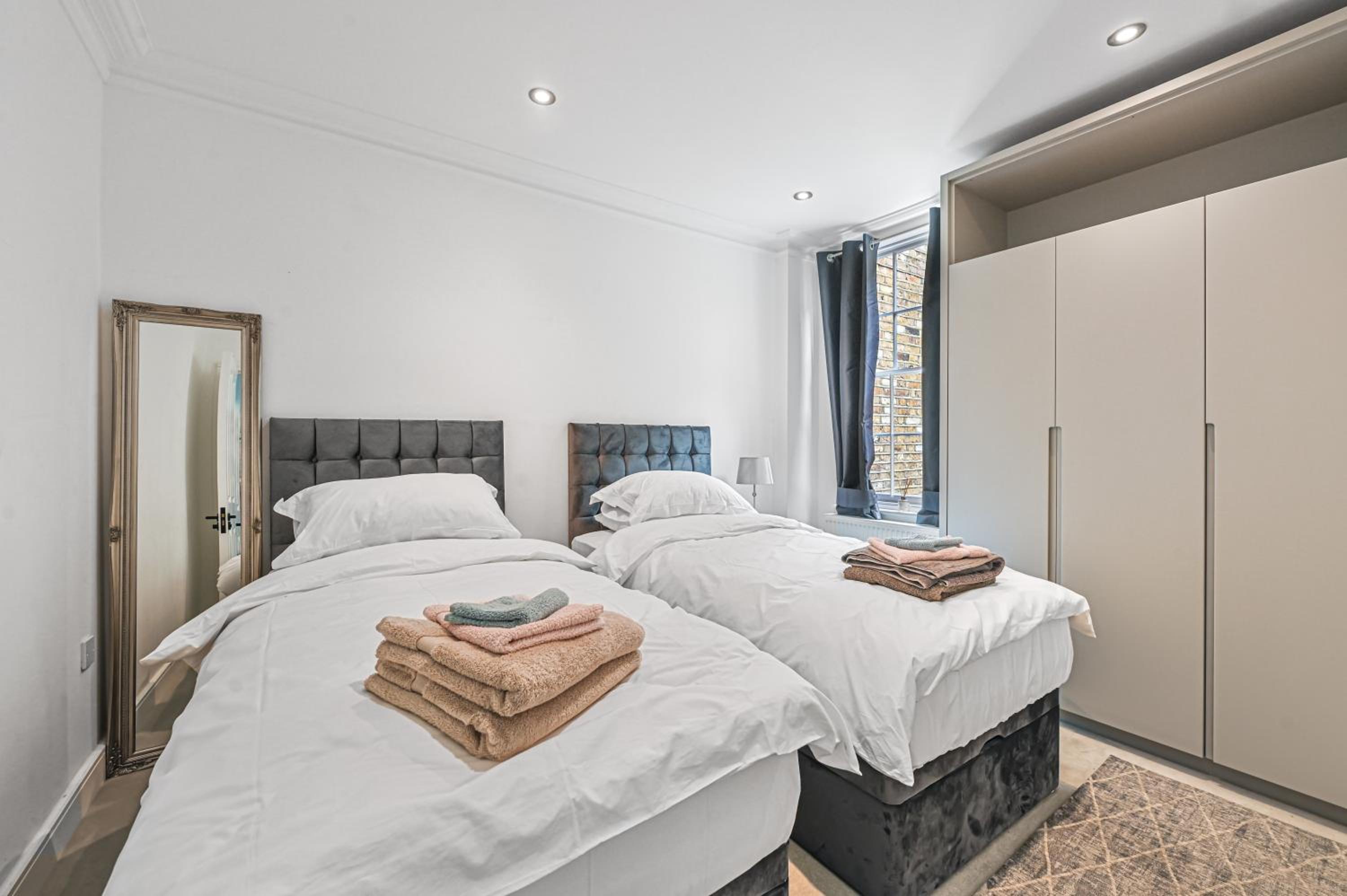 Knightsbridge 3 Bedroom Home 1 Minute Harrods