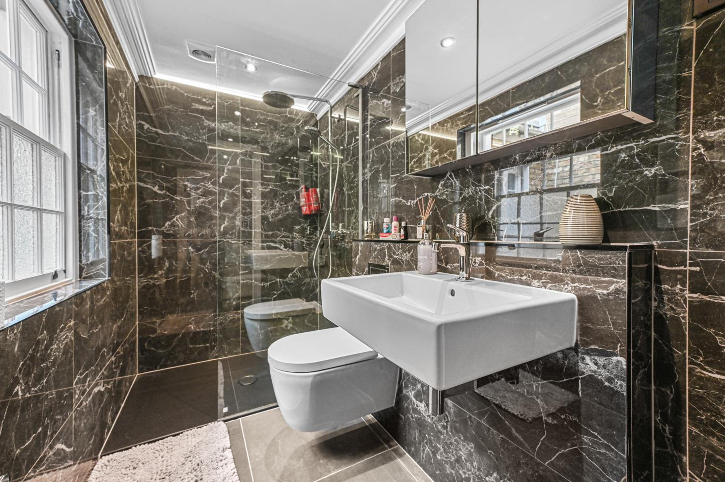 Knightsbridge 3 Bedroom Home 1 Minute Harrods