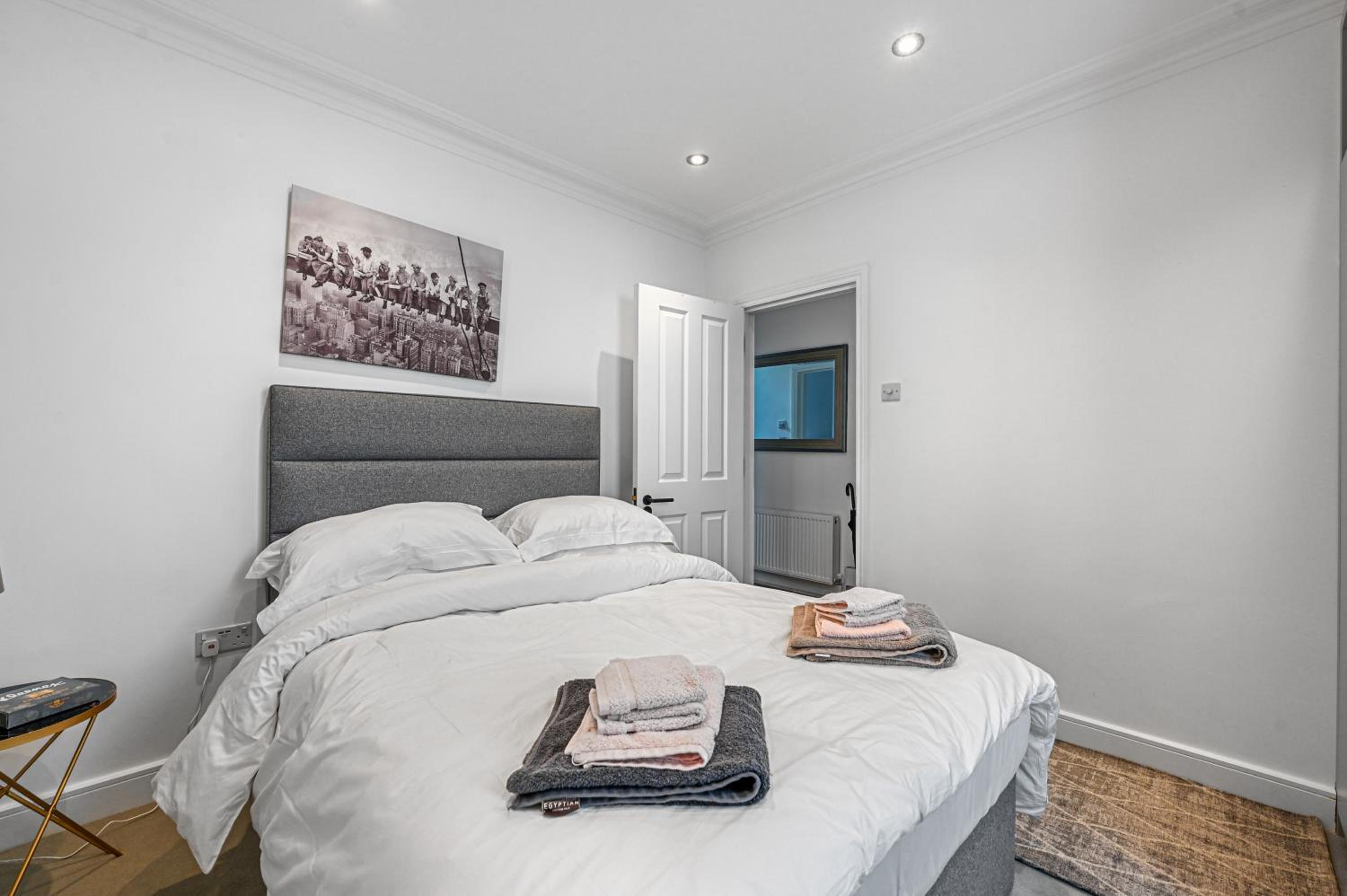 Knightsbridge 3 Bedroom Home 1 Minute Harrods