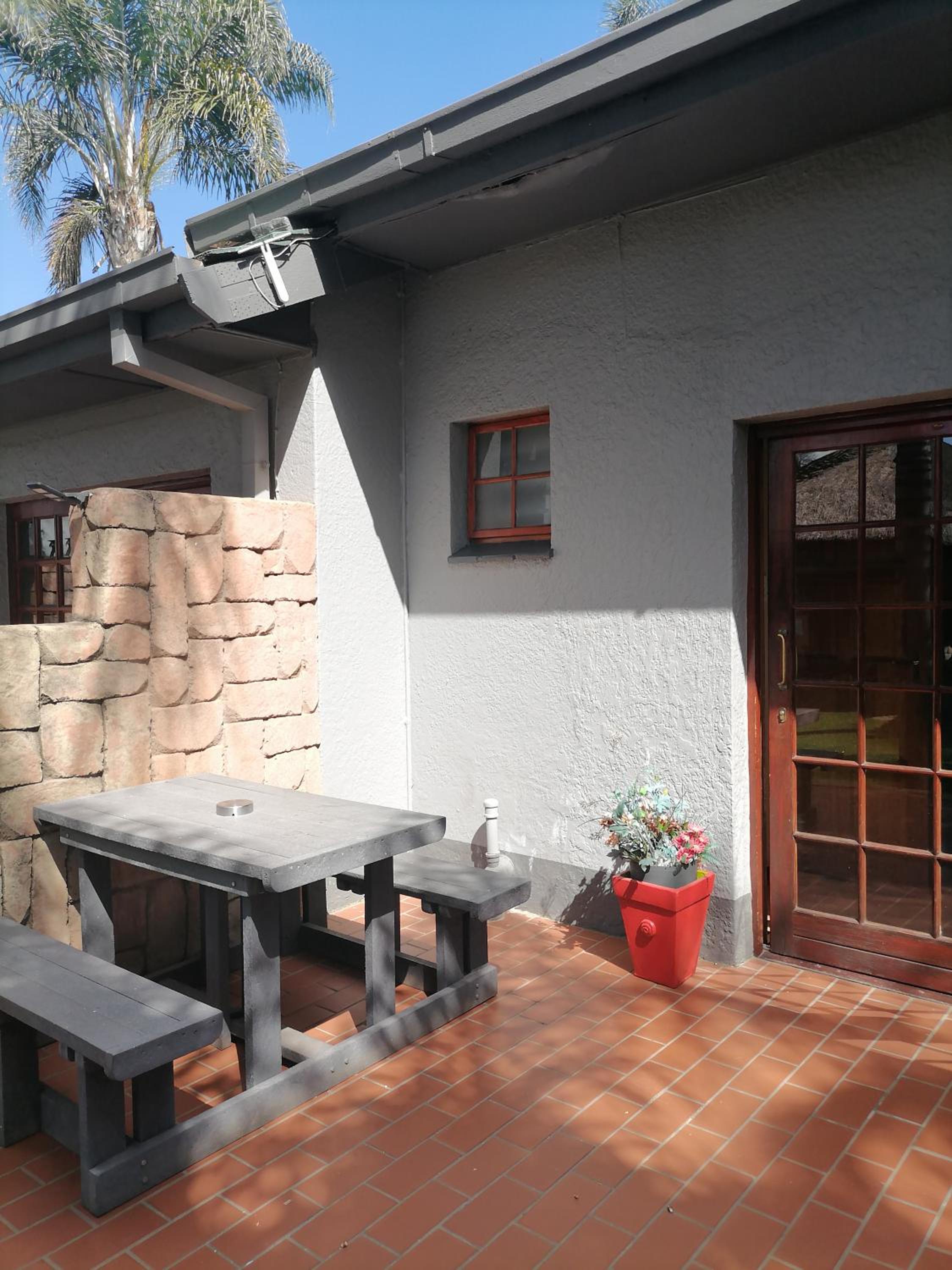 Lions Rest Guest House and Conference Centre Germiston view 4