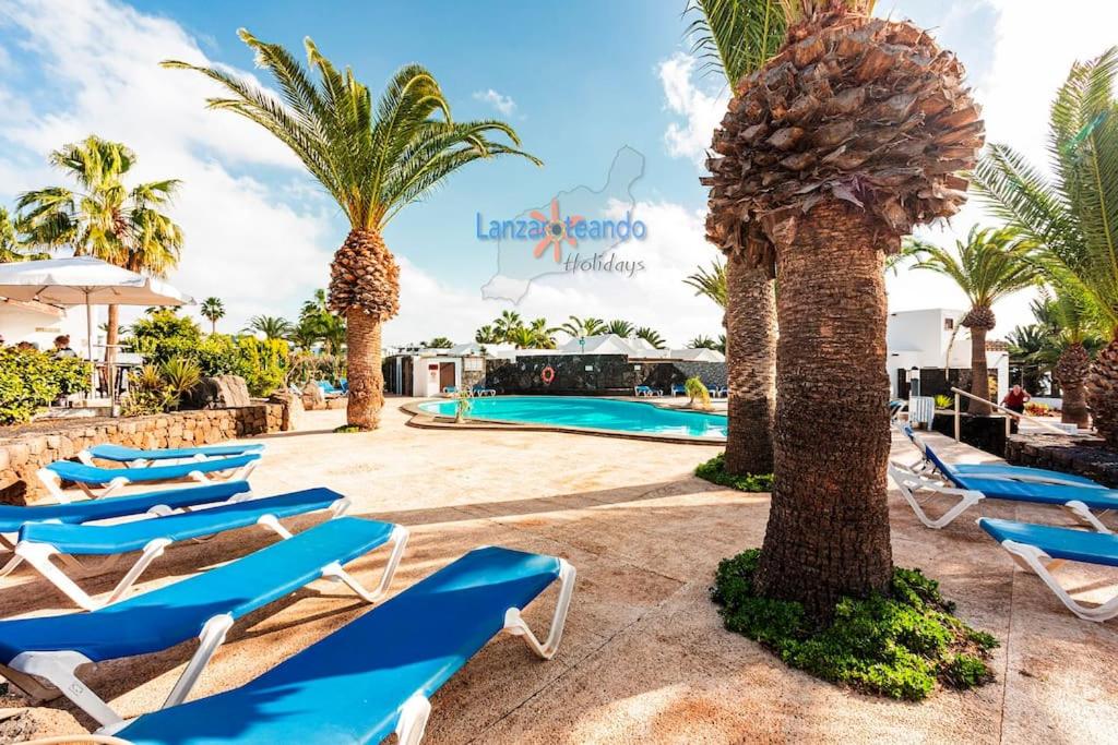 Casita el Faro en Playa Bastian aircon in the bedrooms VV view 4