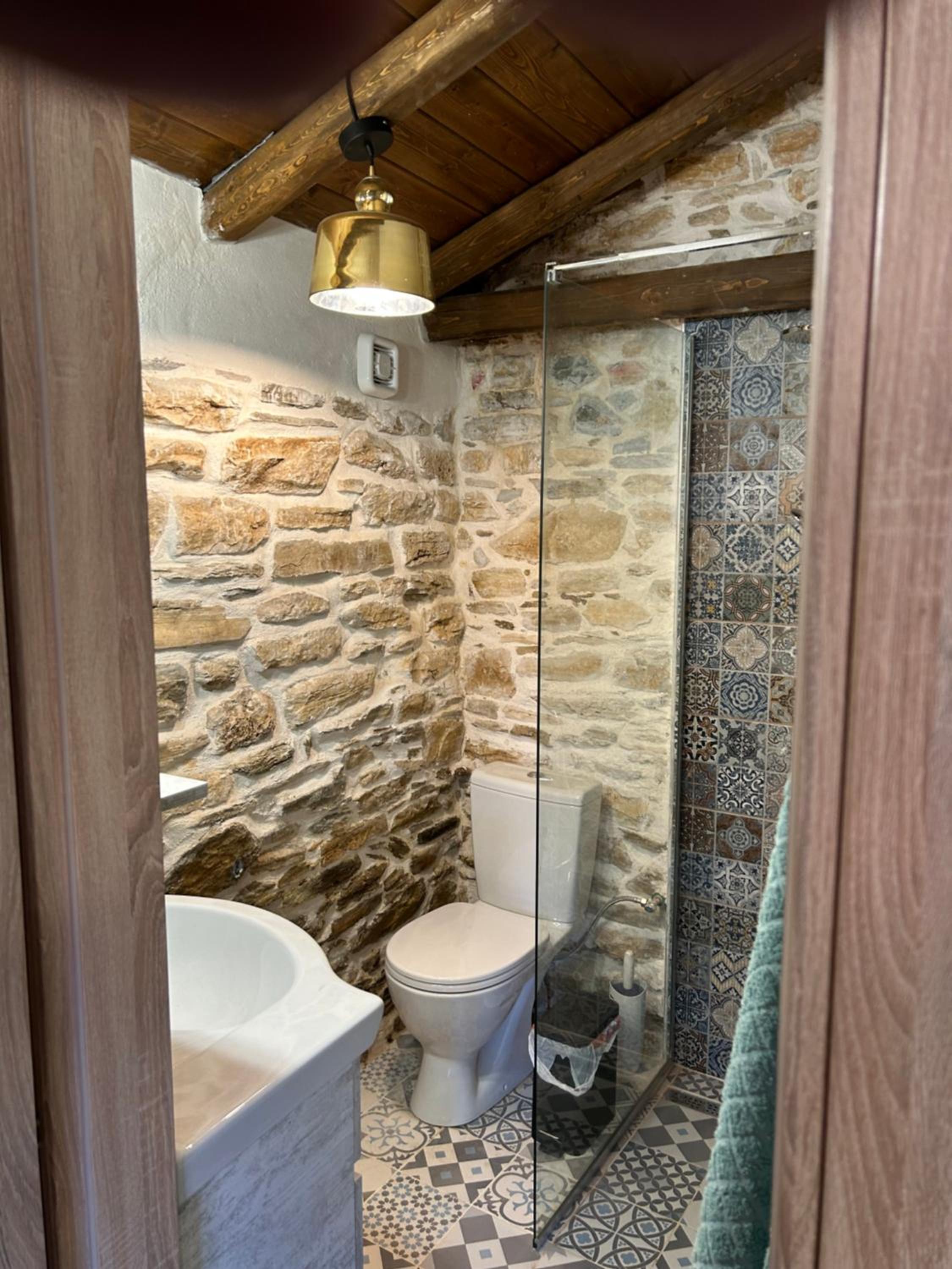 bezas cottage