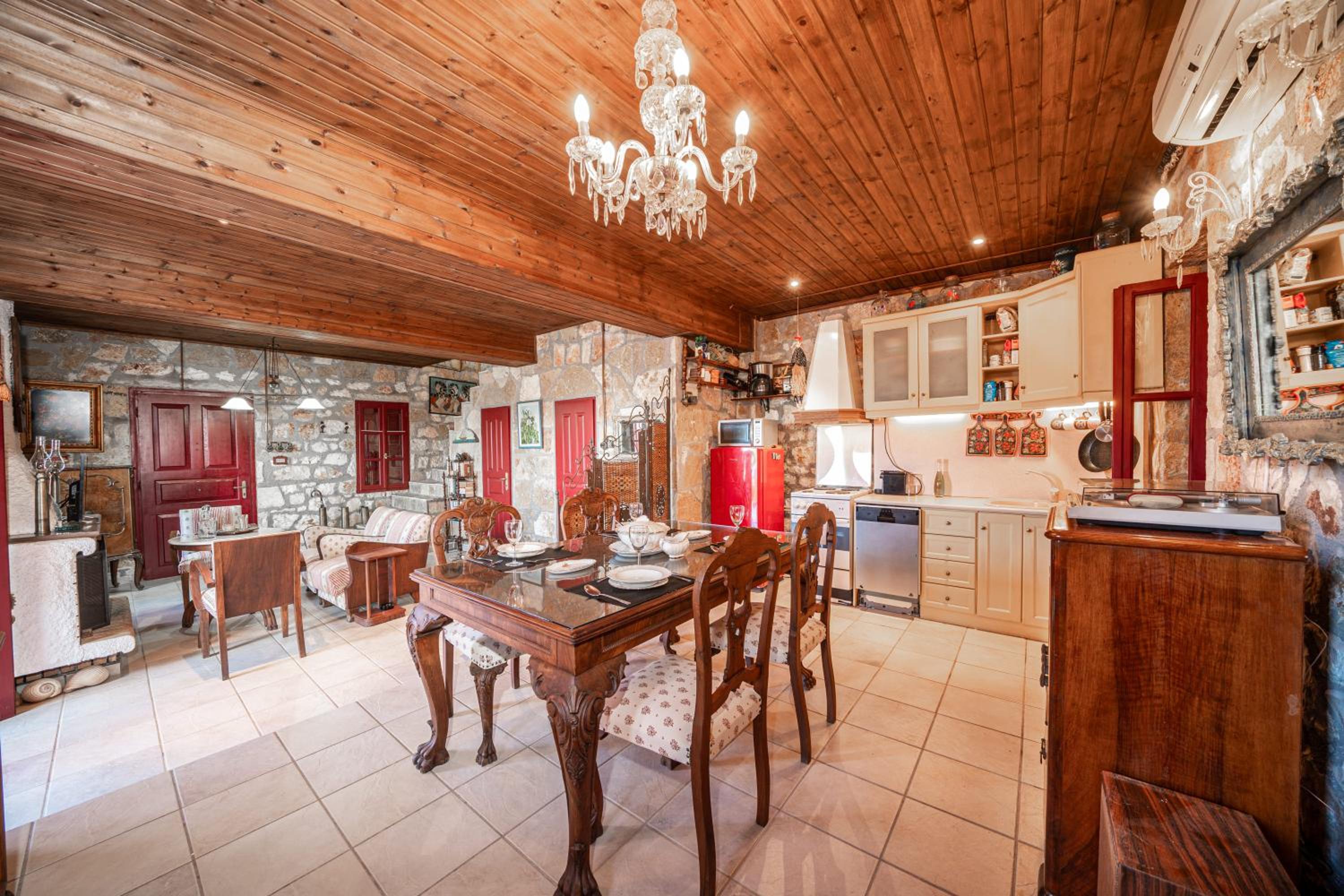 NATALIAs MANSION