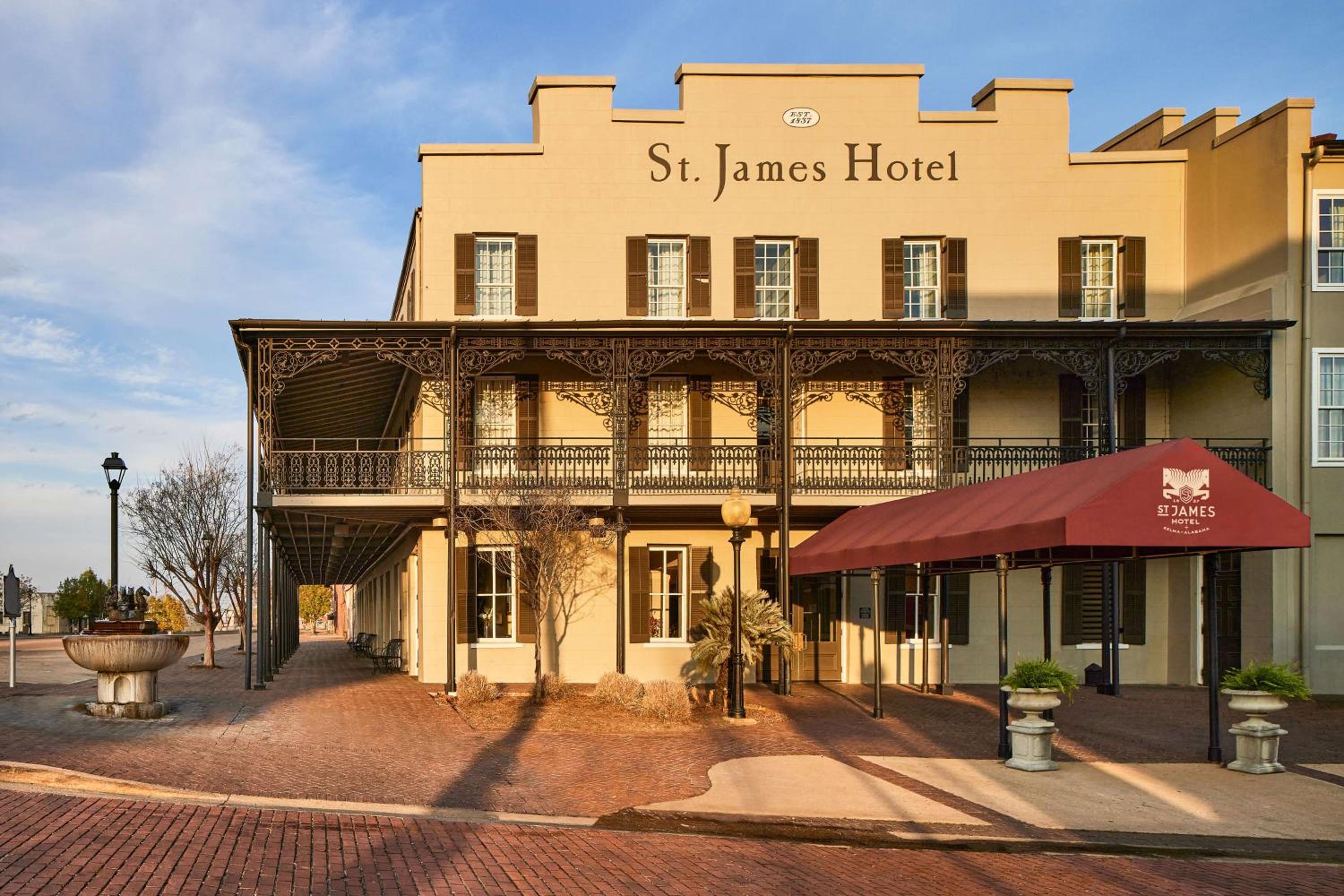 Selma Vacations - St James Hotel Selma Tapestry Collection by Hilton - Property Image 4