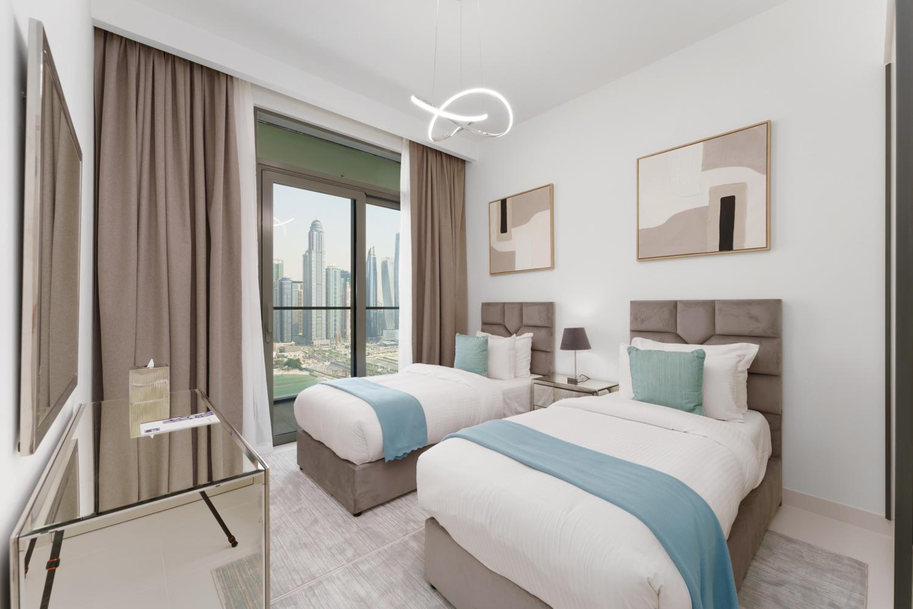 Maison Privee - Exclusive Apt w/ Unmatched Dubai Marina Vistas