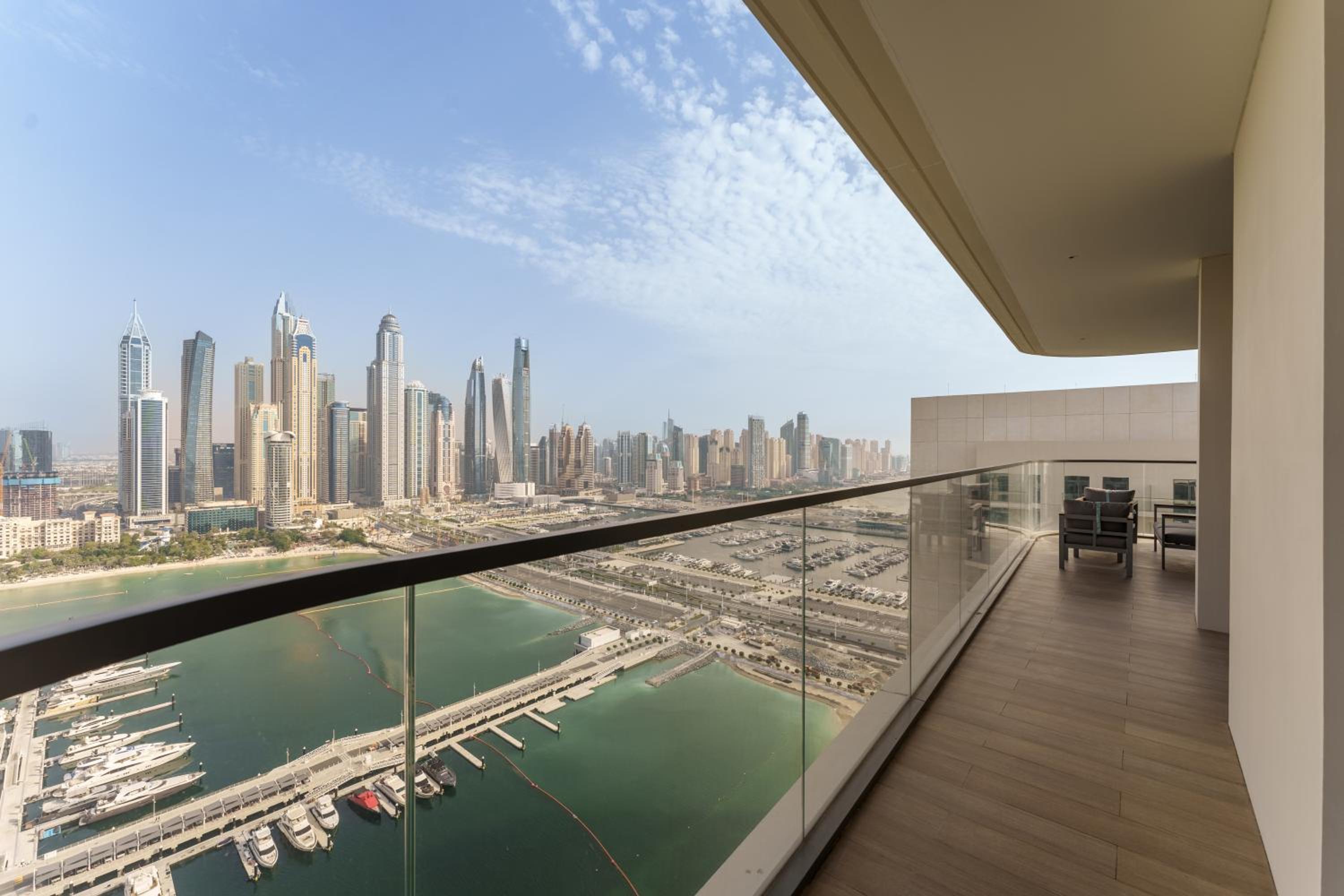Maison Privee - Exclusive Apt w/ Unmatched Dubai Marina Vistas