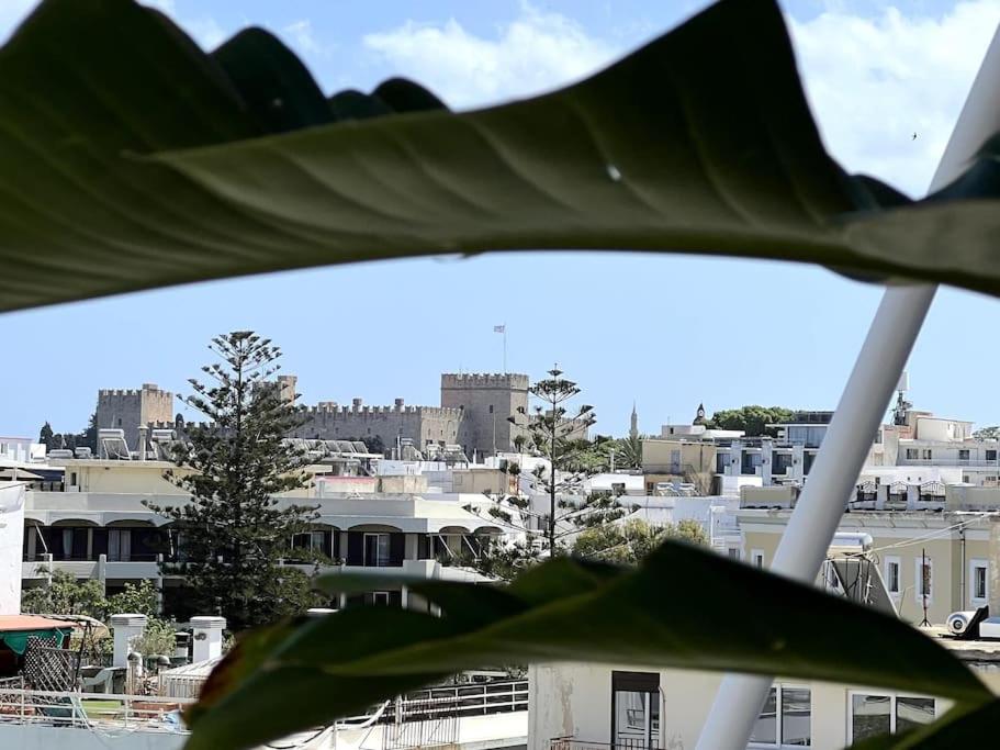 Hotel The Suite - Image 1