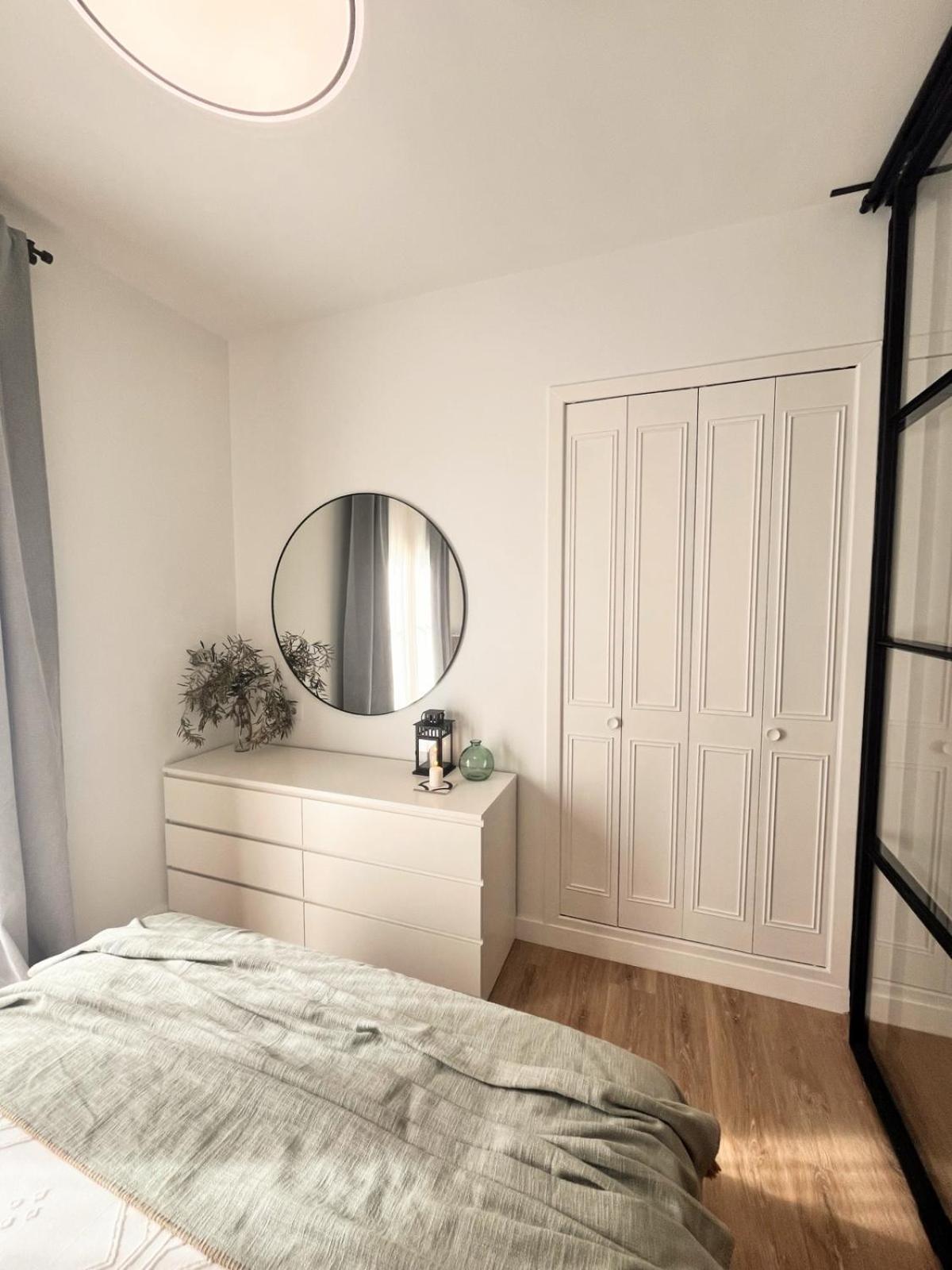 Lola Suite