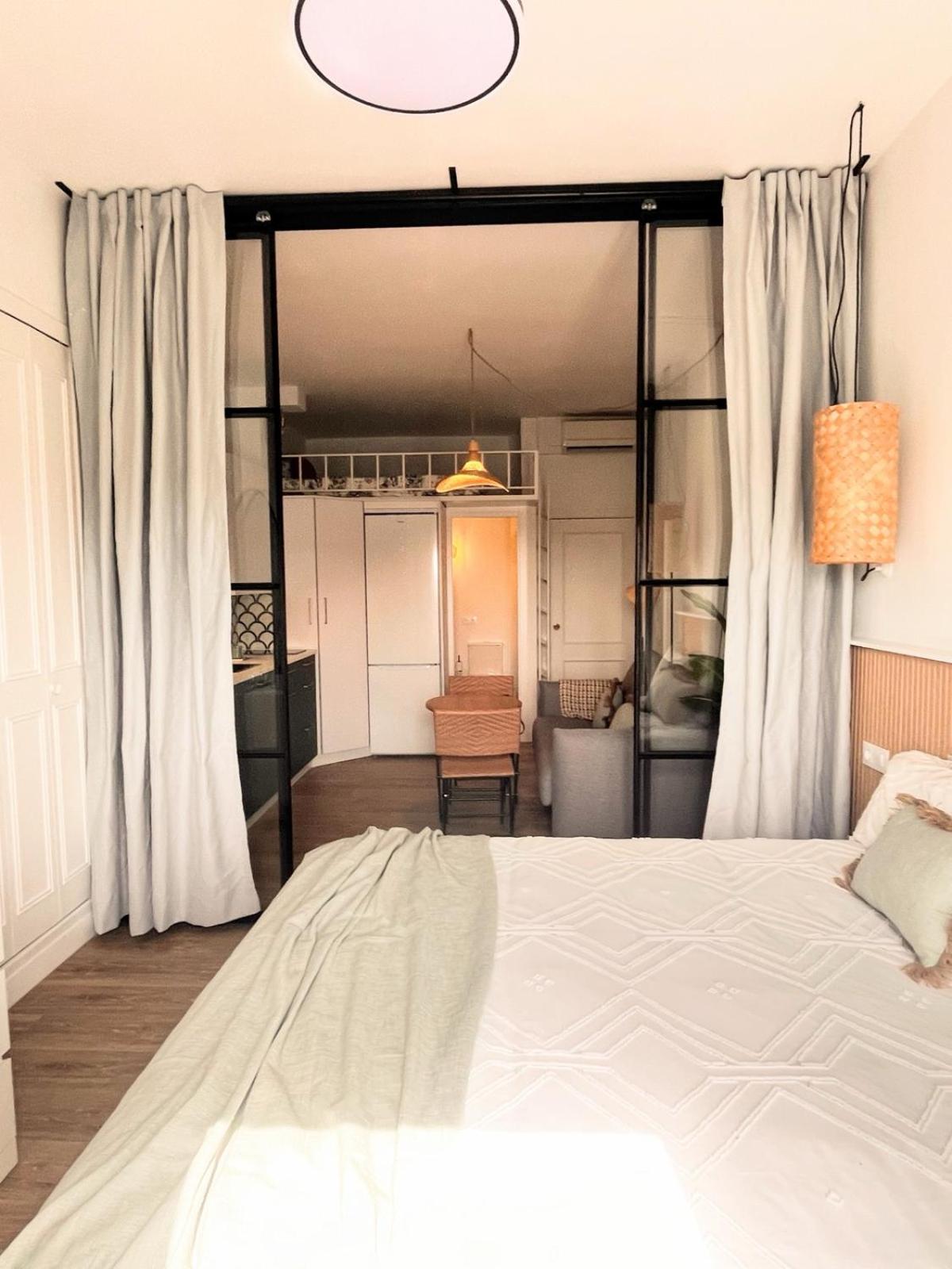 Lola Suite