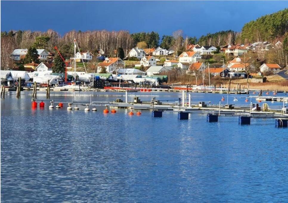 Stuga Tjörn/Almösund
