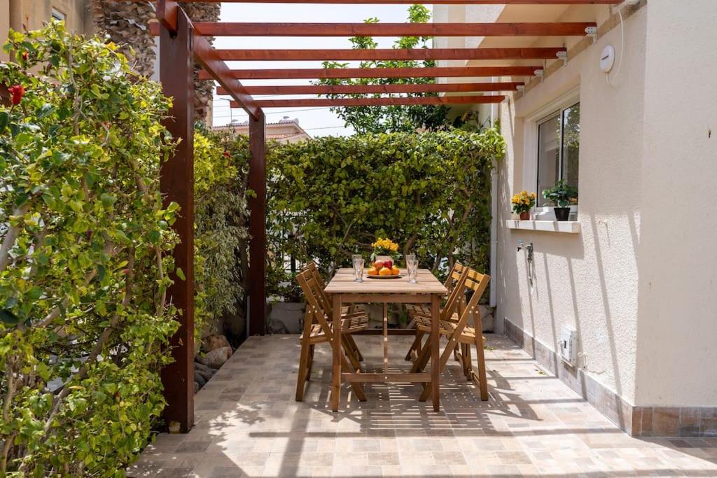 Cozy Nerina Cottage at Harbour Paphos