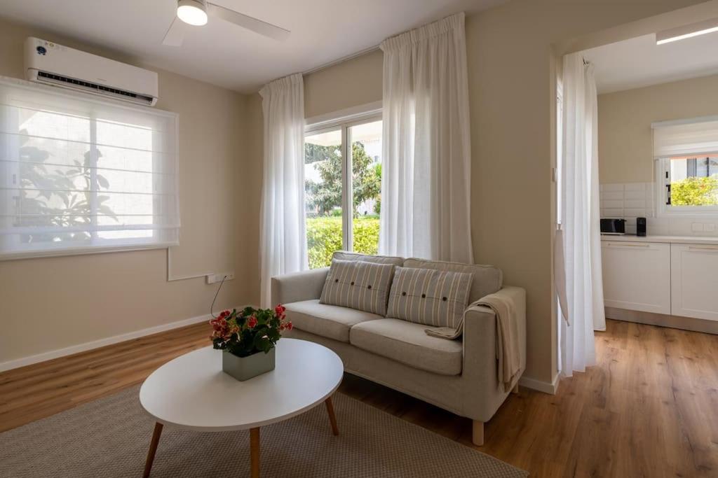 Cozy Nerina Cottage at Harbour Paphos