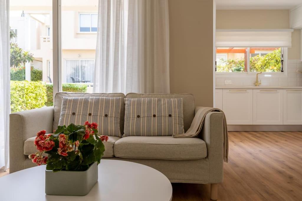 Cozy Nerina Cottage at Harbour Paphos