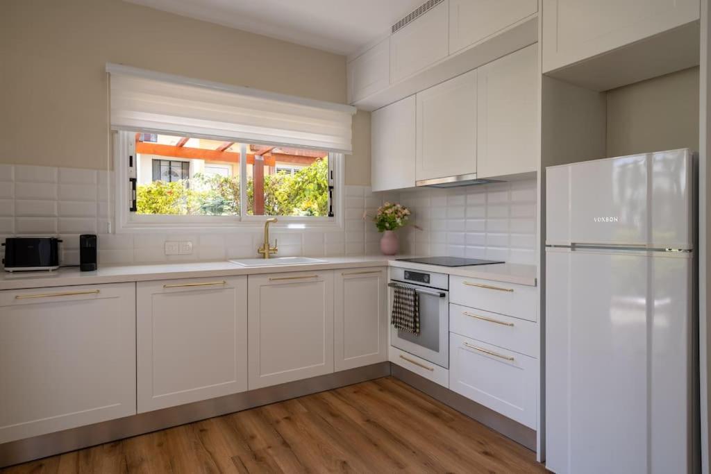 Cozy Nerina Cottage at Harbour Paphos