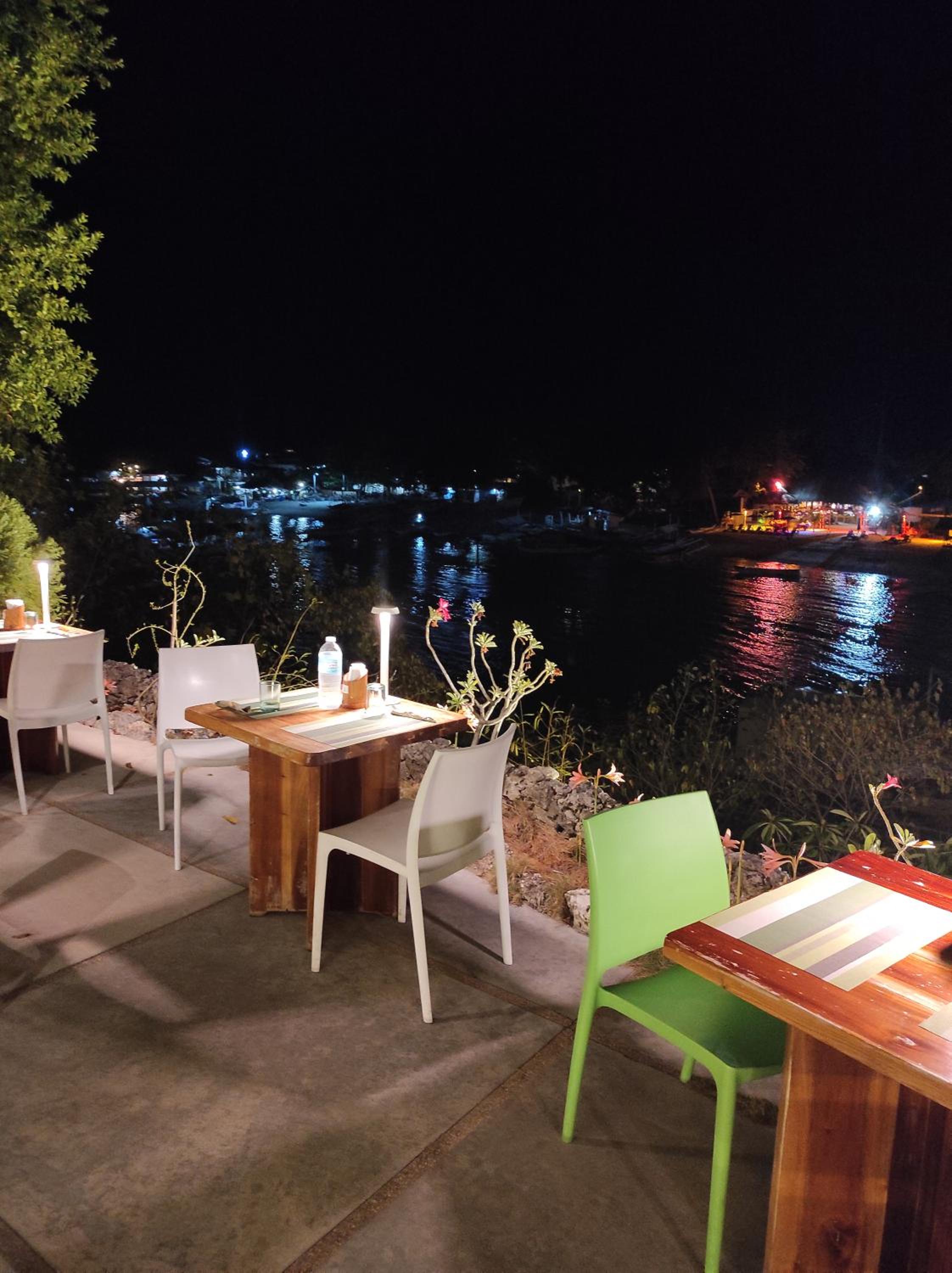 Tepanee Beach Resort