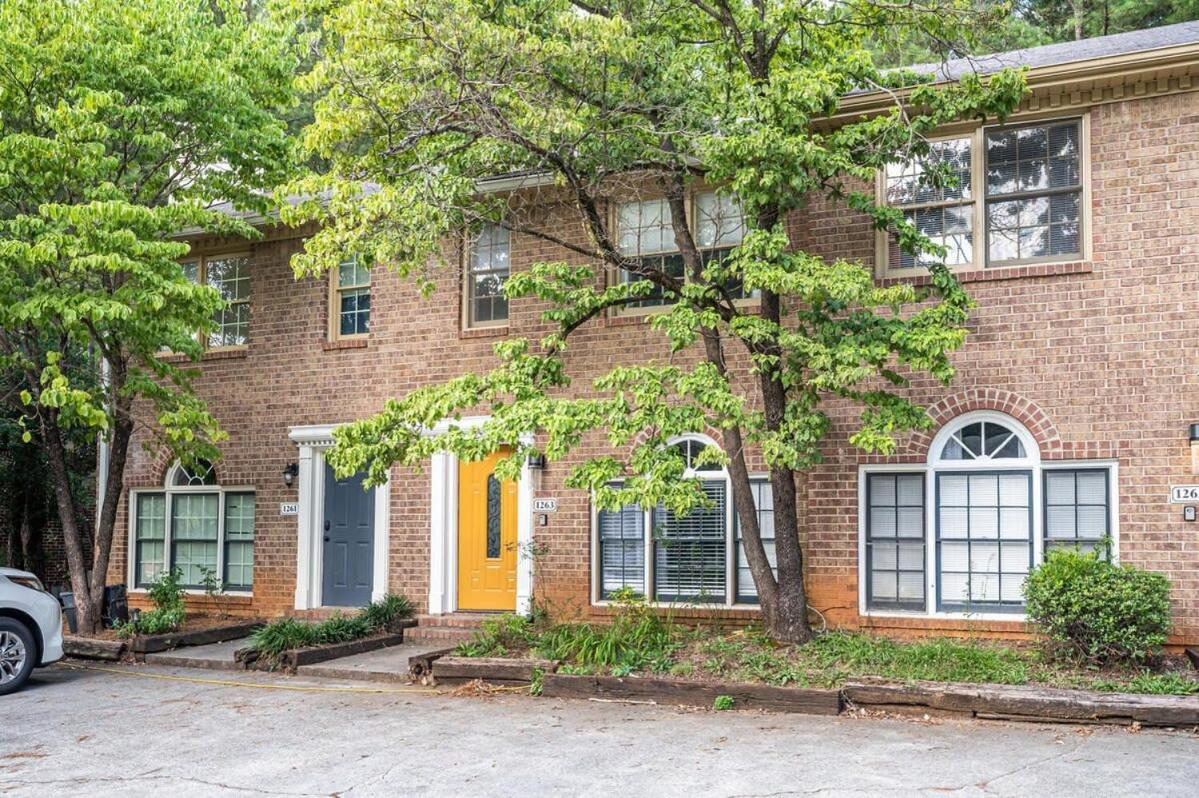 Charming Norcross Townhouse Quiet & Convenient Stay view 3