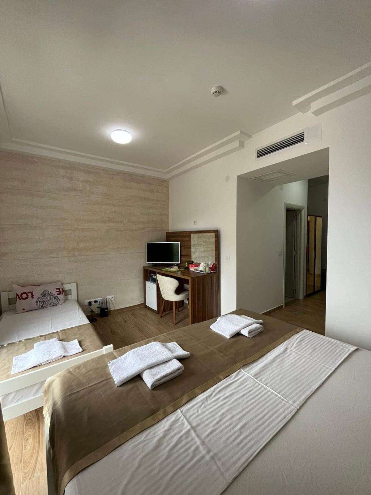 Royal apartmani