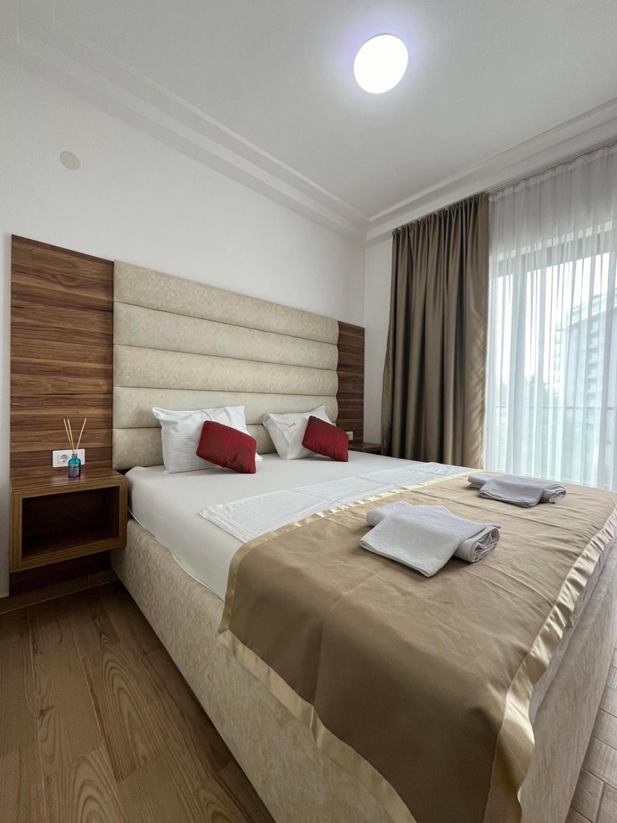 Royal apartmani