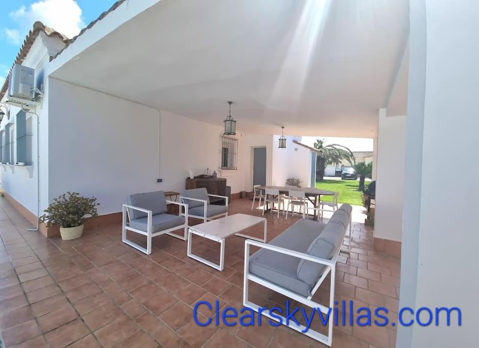 Casa Bond
