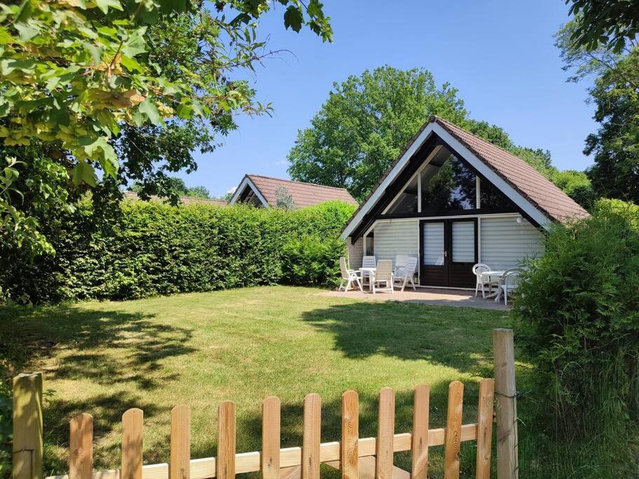 vrijstaande recreatiebungalow met slaapvide