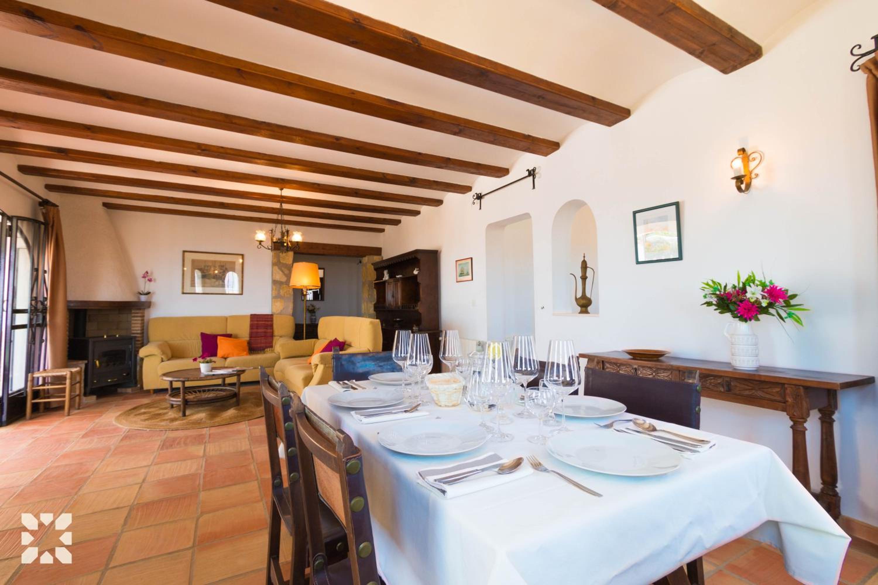 Villa Albatros by Abahana Villas view 5