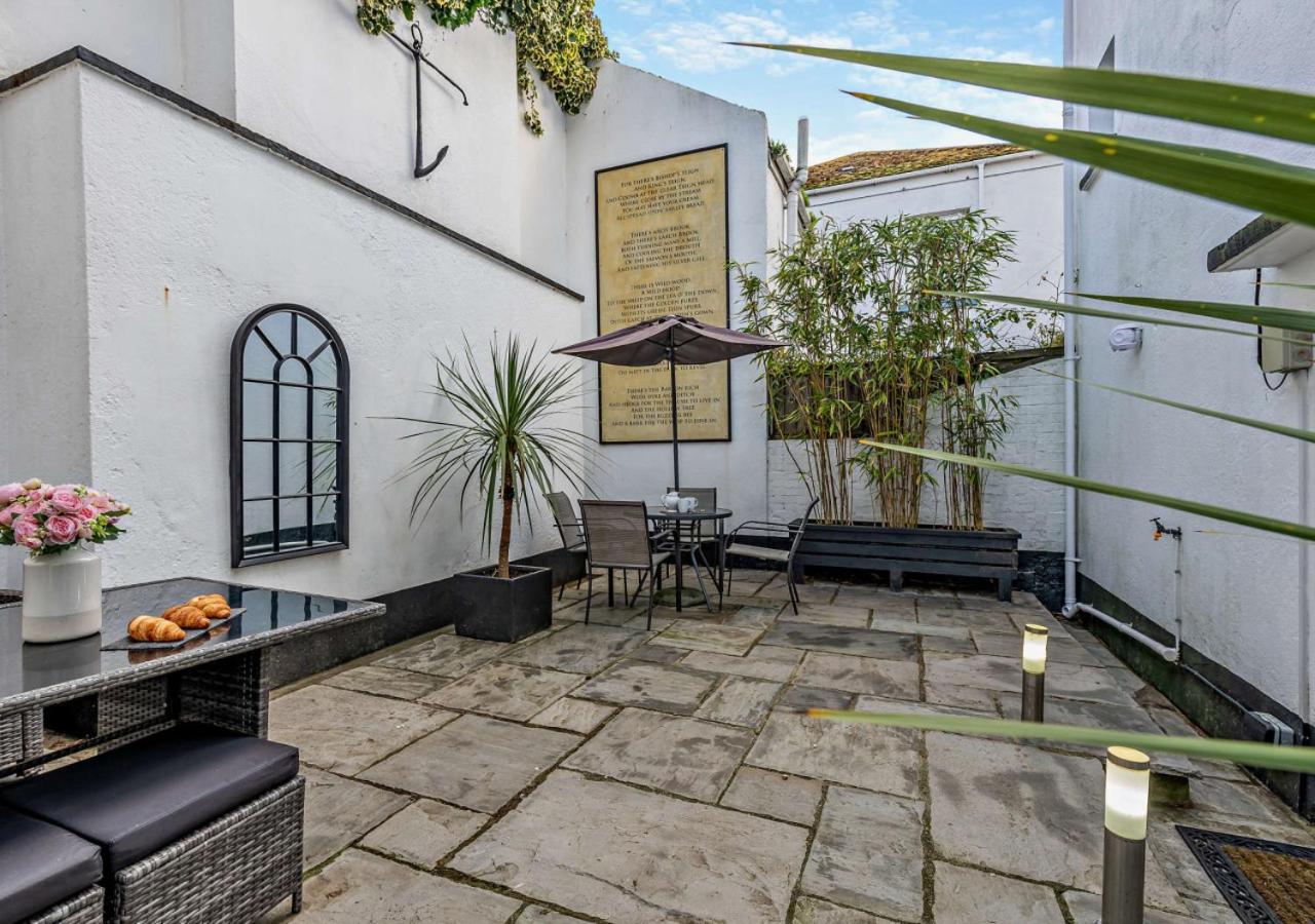 4 Bed in Teignmouth oc-l28419