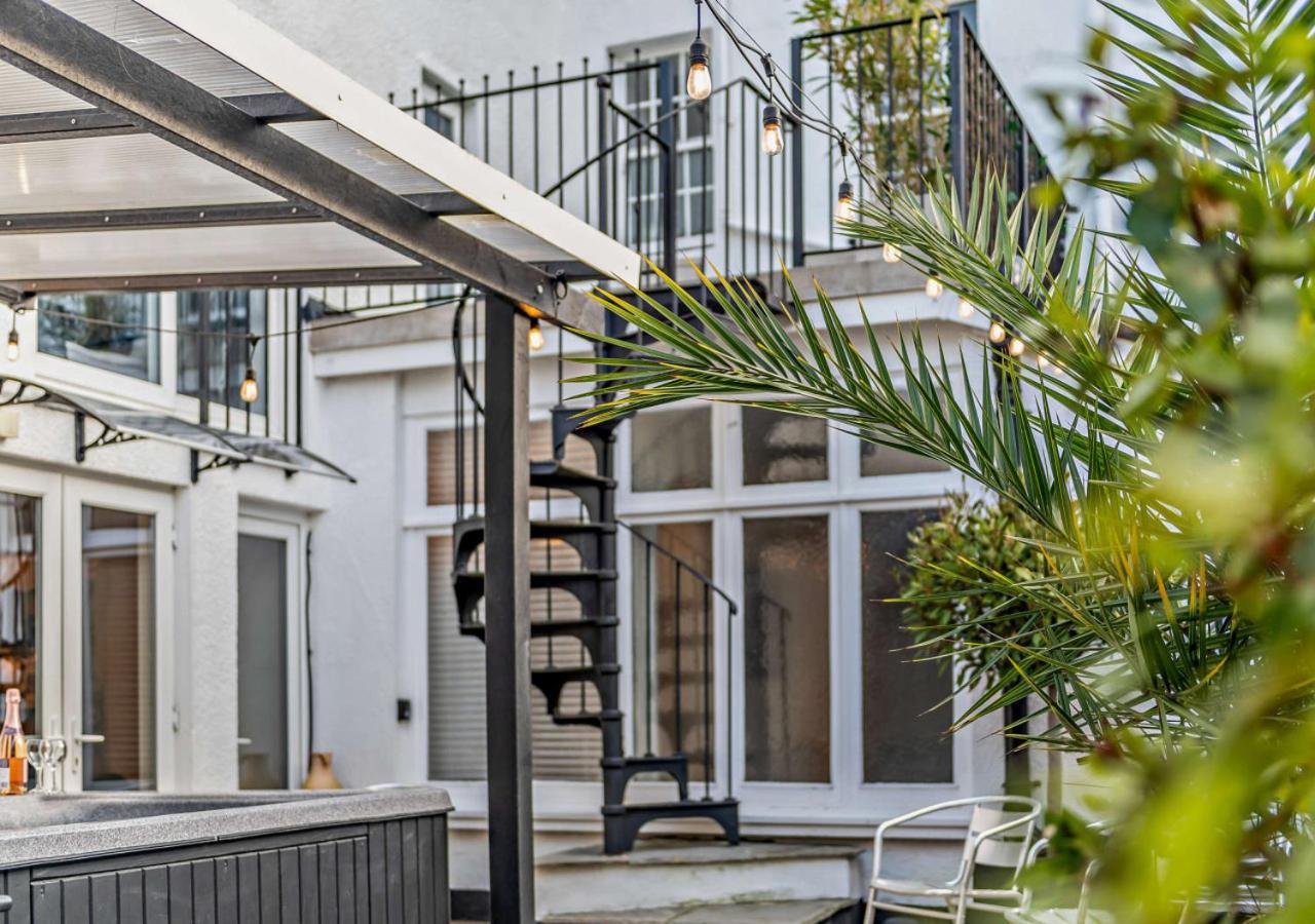 4 Bed in Teignmouth oc-l28419