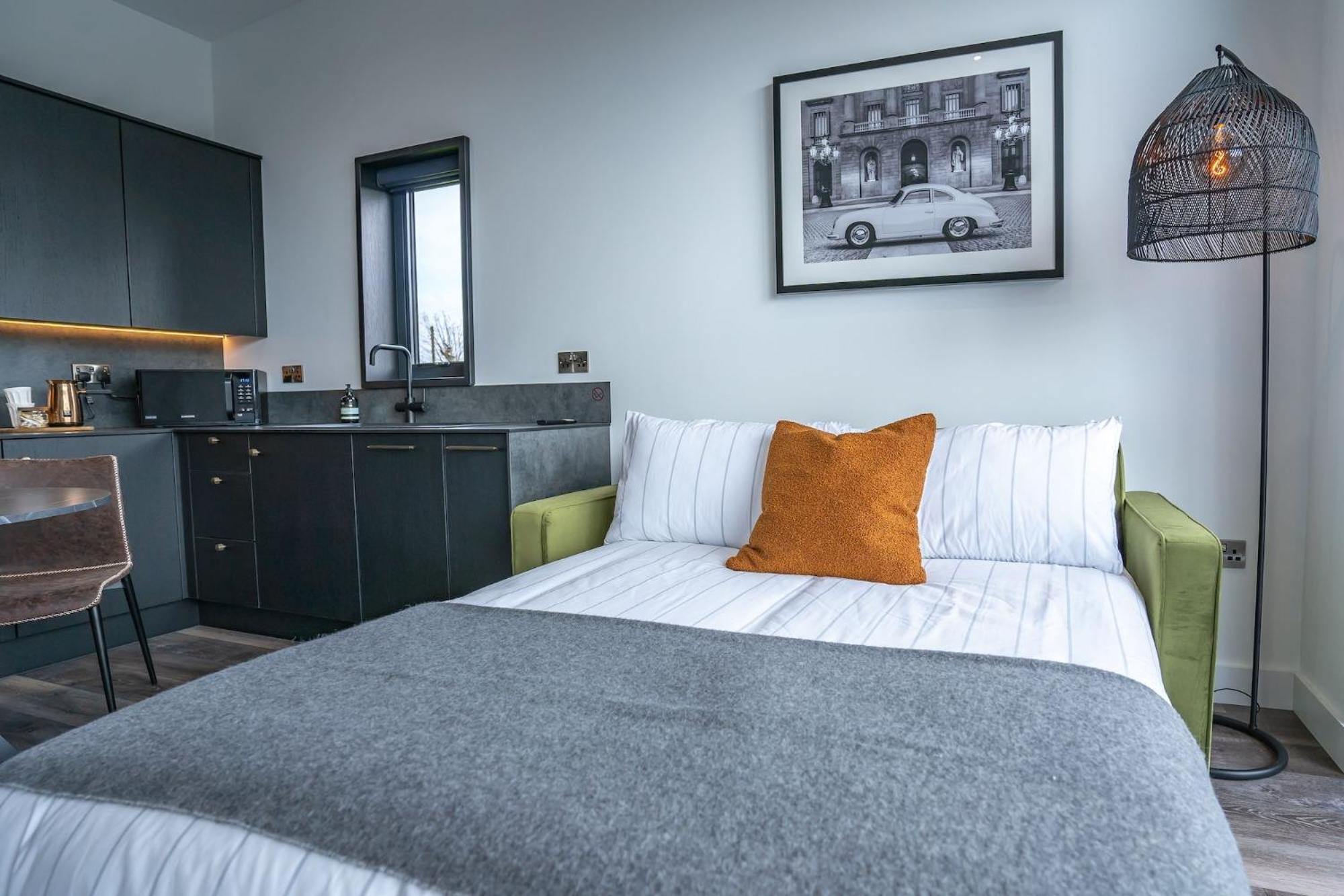 Cybi Lodge