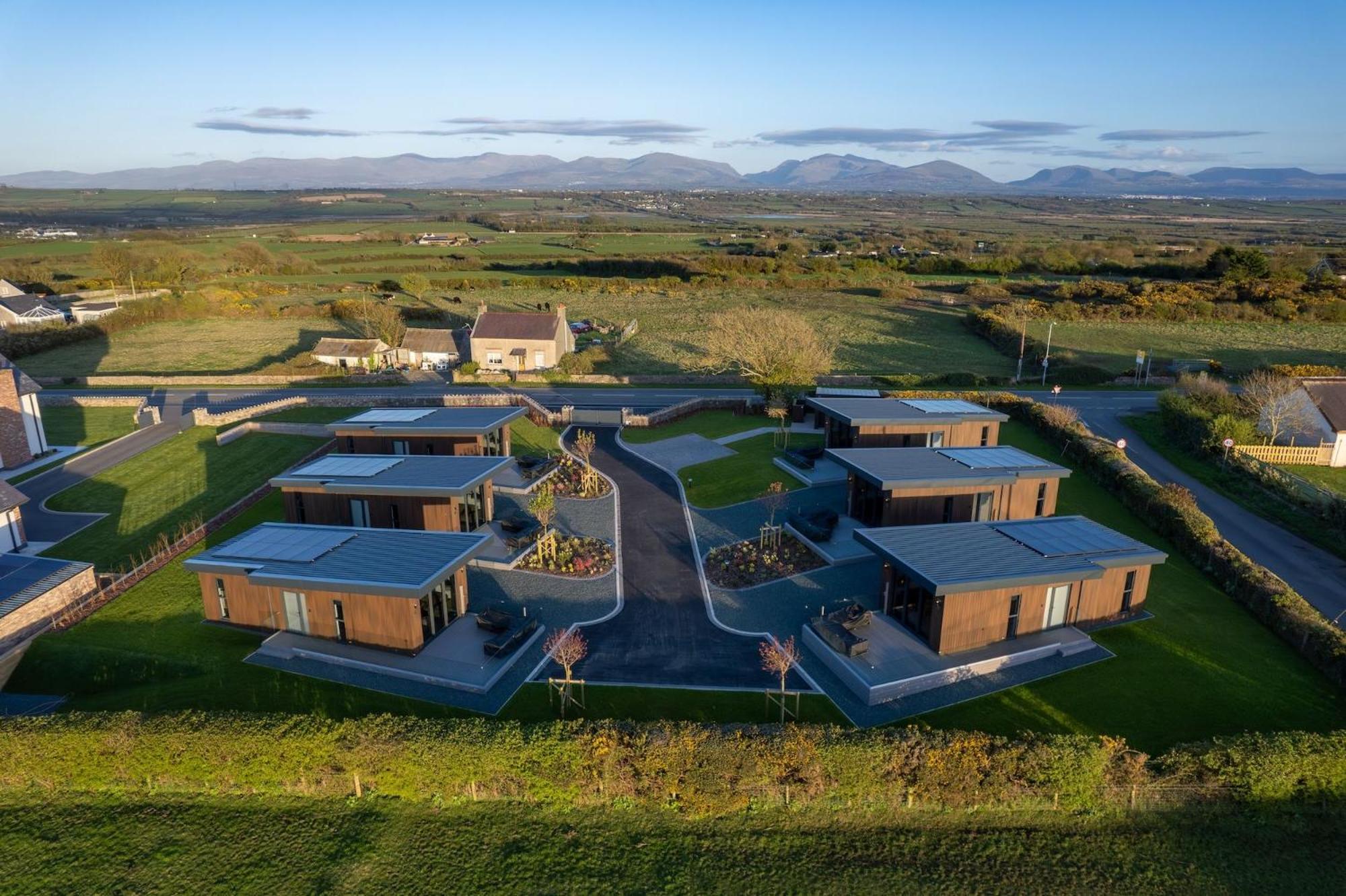 Cybi Lodge