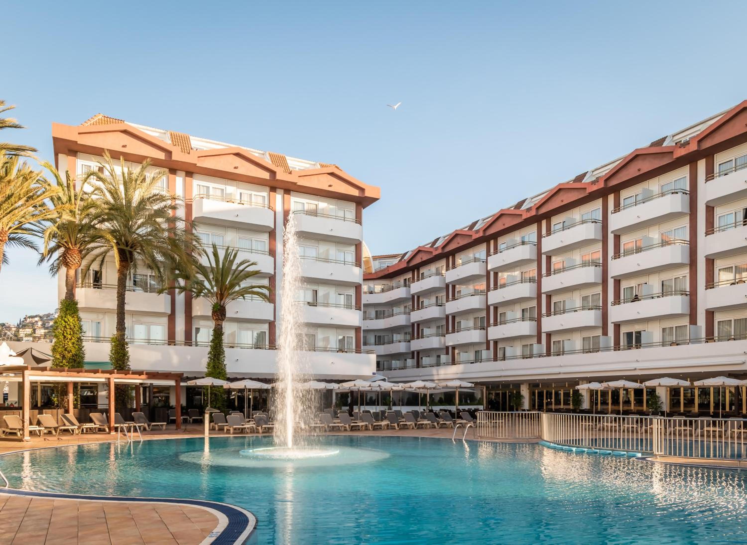Santa Susanna Vacations - ALEGRIA Florida Park - Property Image 1
