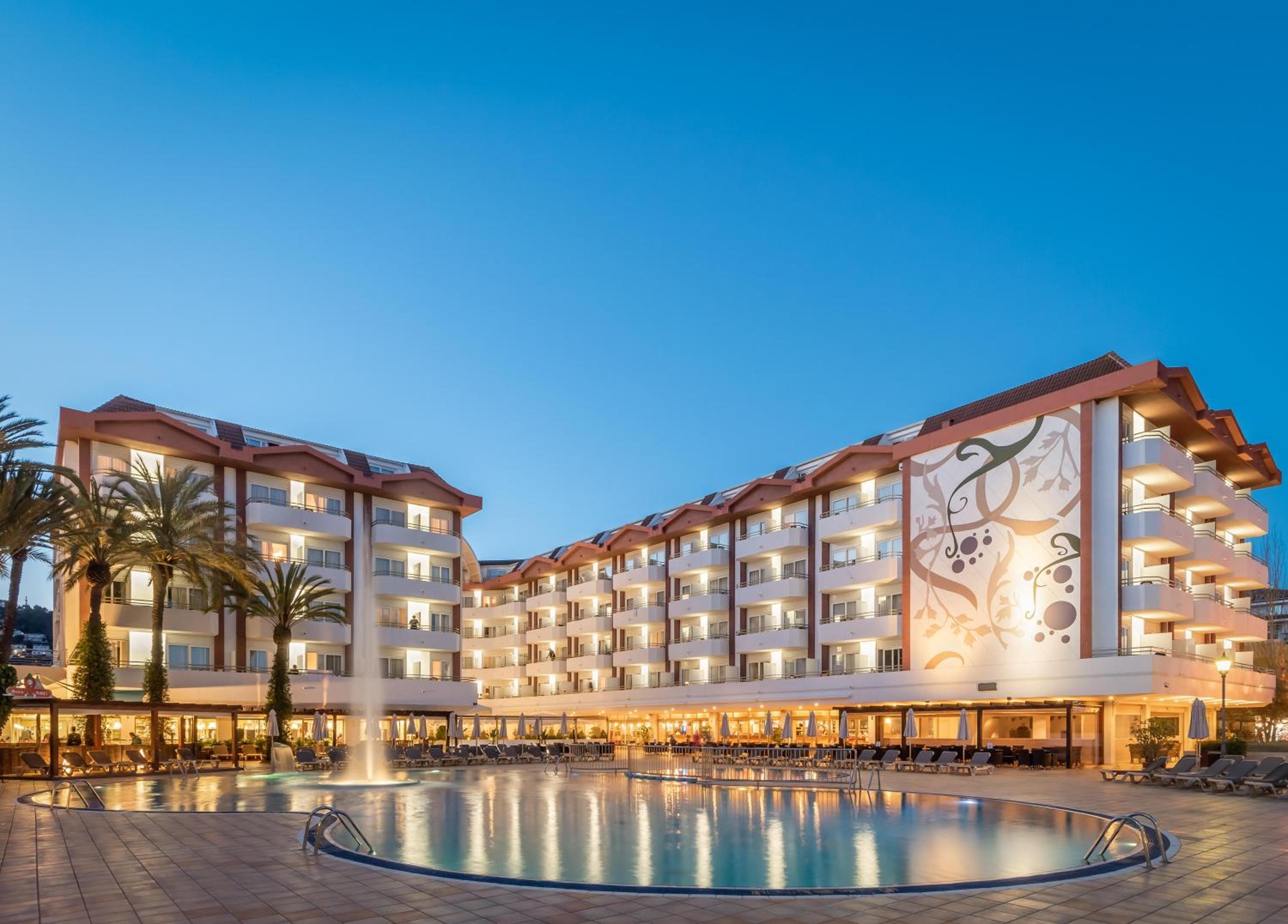Santa Susanna Vacations - ALEGRIA Florida Park - Property Image 5